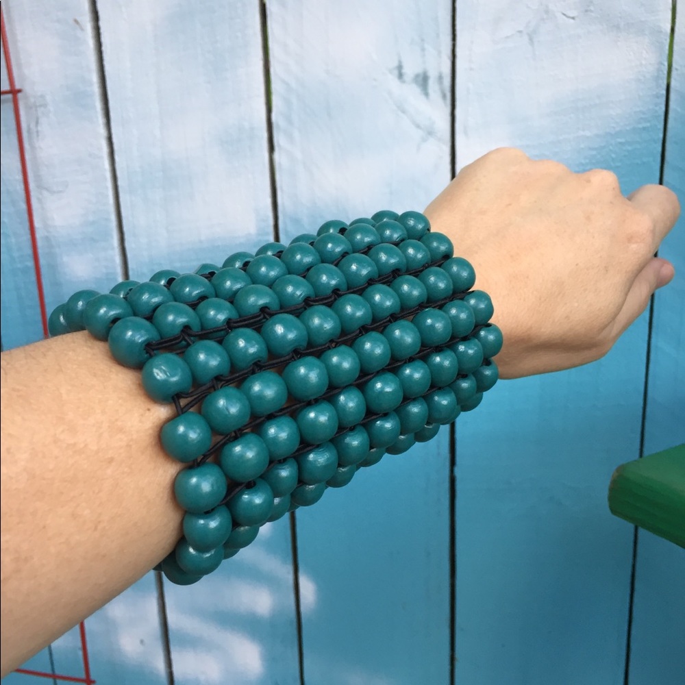 Teal Wood Bead Stretch Cuff